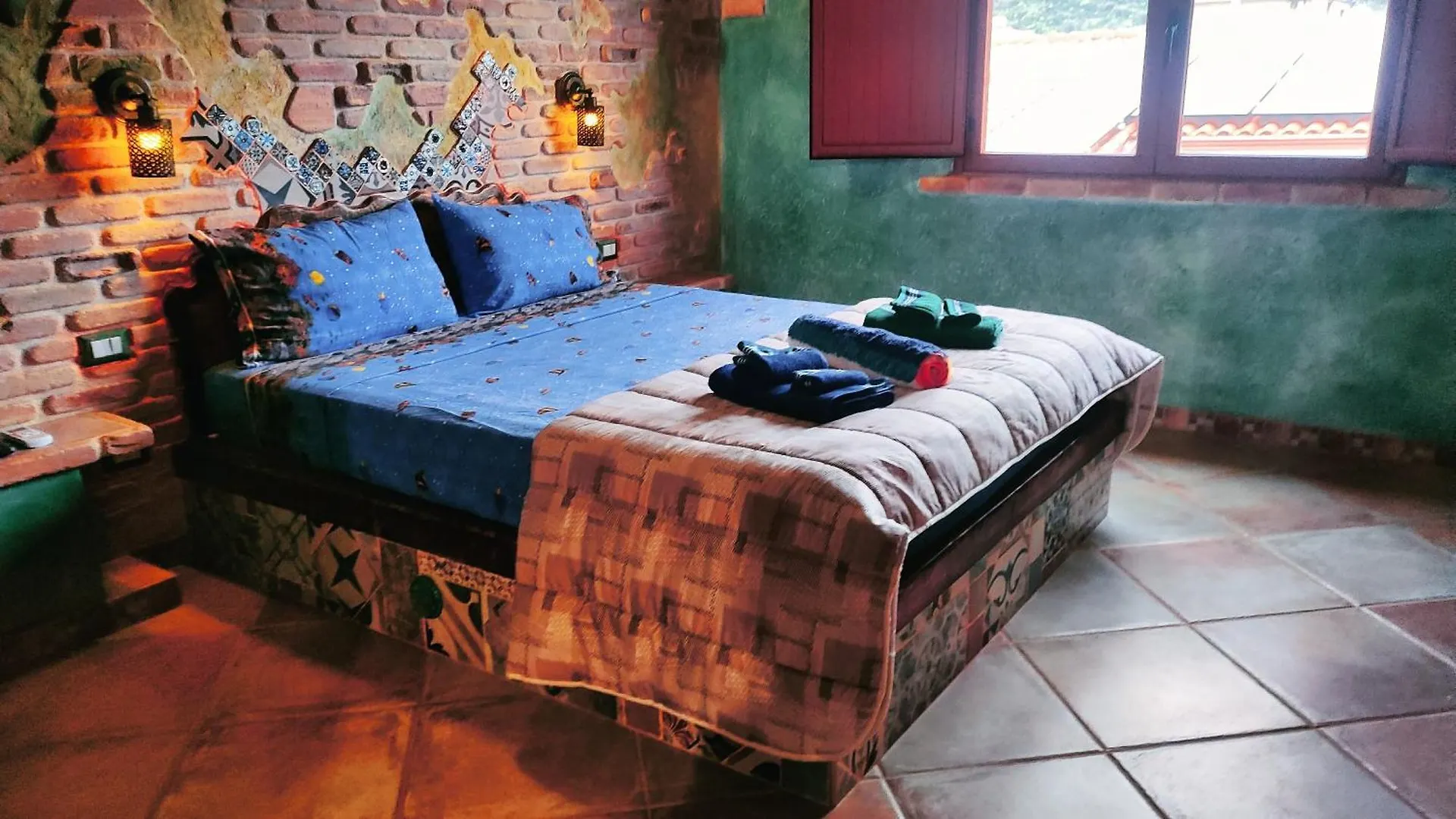 Casa Gaudi - House & Rooms Teulada Italia