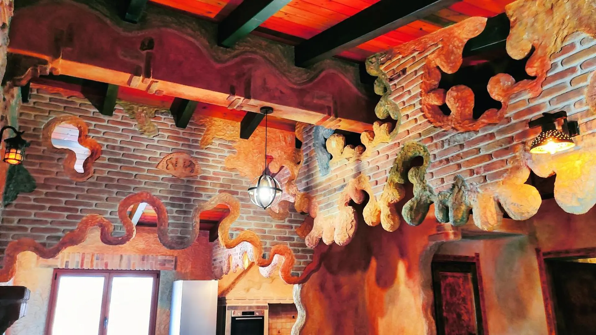 Casa Gaudi - House & Rooms contacts