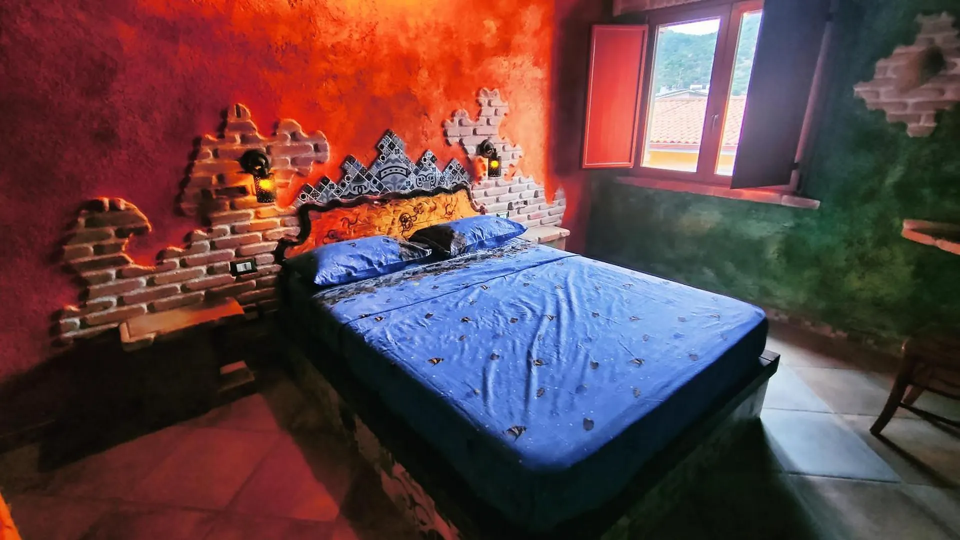 Casa Gaudi - House & Rooms Teulada Italy