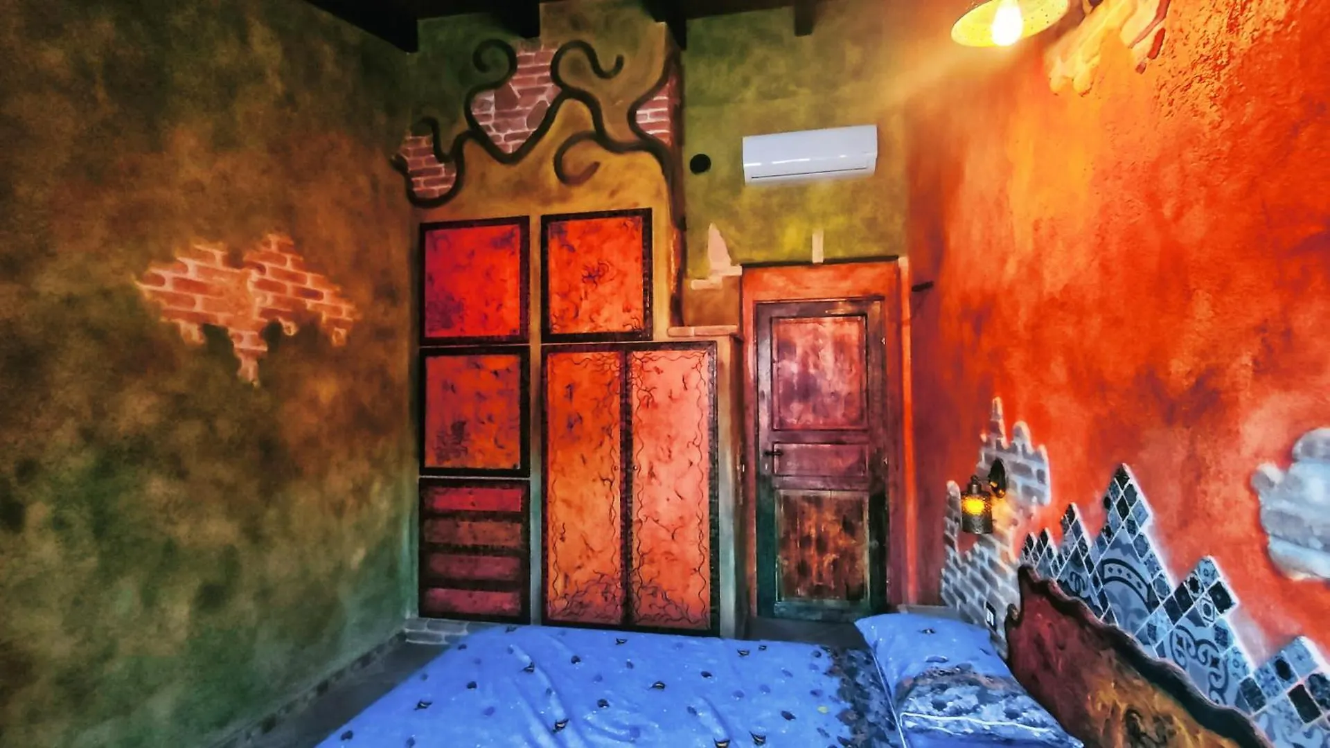 Casa Gaudi - House & Rooms Teulada